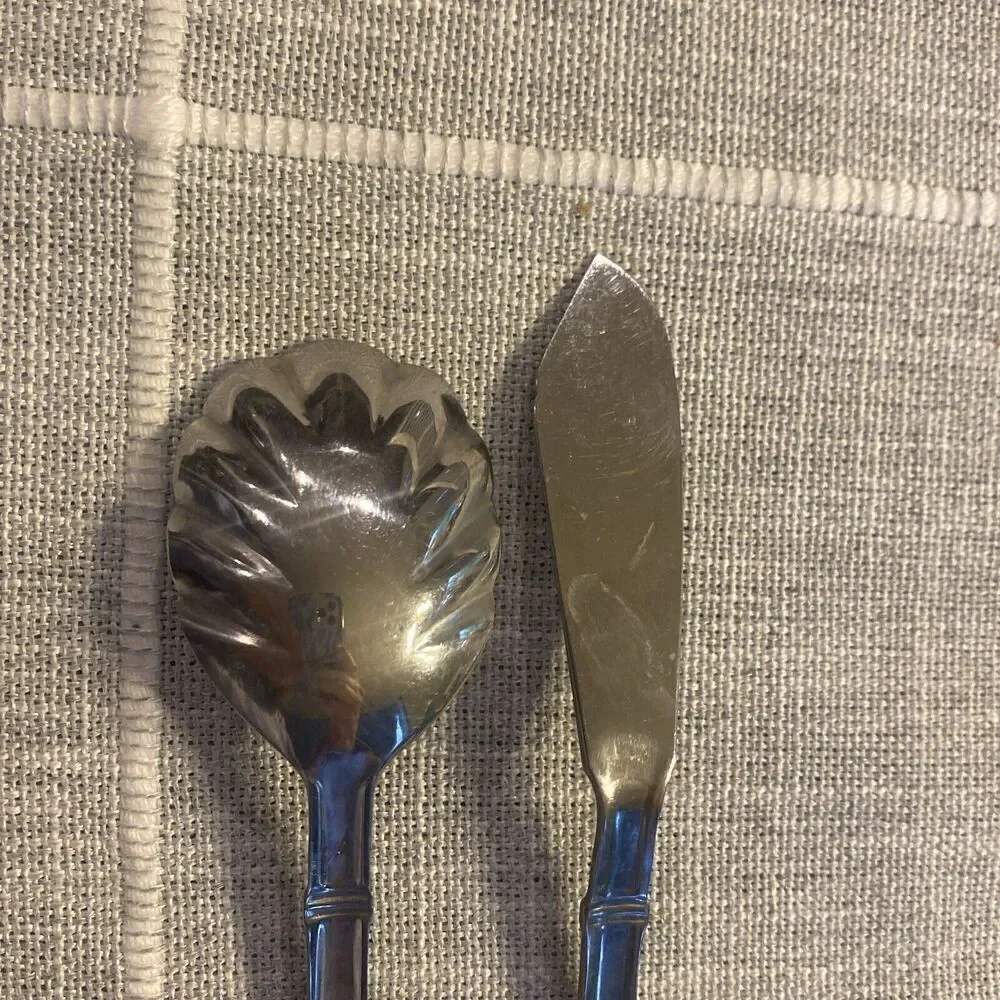 Wallace Zenith Frost sugar spoon and butter knife stainless steel flatware